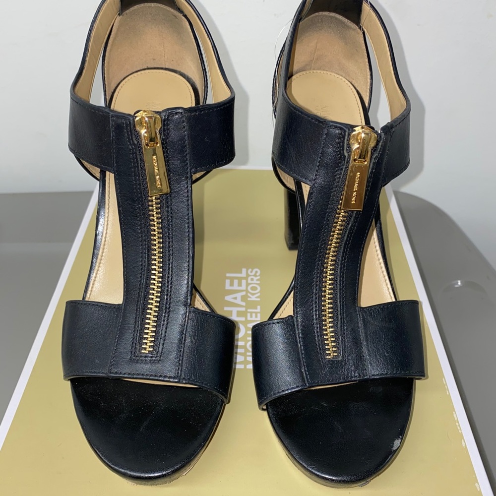 Michael Kors Berkley Heels Size 9